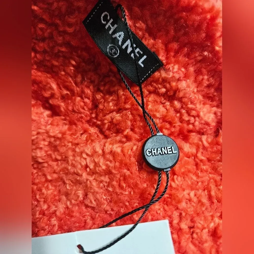 NWT CHANEL Red Sweater Size 38